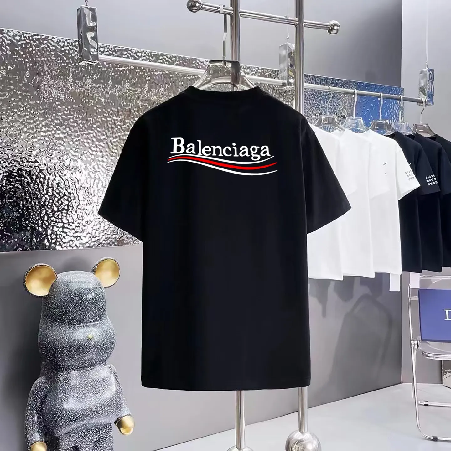 ￼ Balenciaga T 1:1 300 1×1 Same Style logo OS 200 ：Black，White， ，Red， Gray Size：XS-L